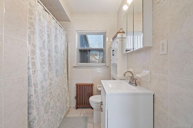 41 Liberty Avenue, North Babylon, NY 11703