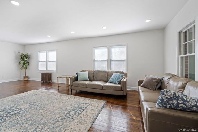 41 Liberty Avenue, North Babylon, NY 11703