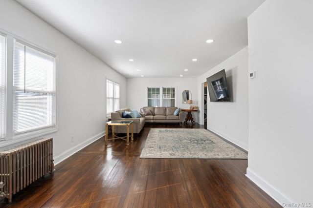 41 Liberty Avenue, North Babylon, NY 11703