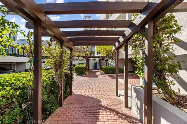 510 The Village 203, Redondo Beach, CA 90277