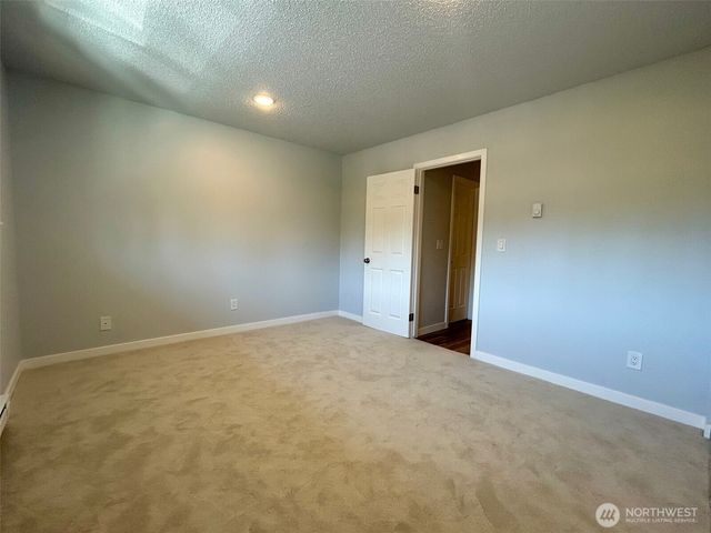 9623 S 248 Street #D4, Kent, WA 98030