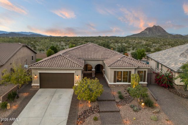 3752 W ABRAMS Drive, New River, AZ 85087