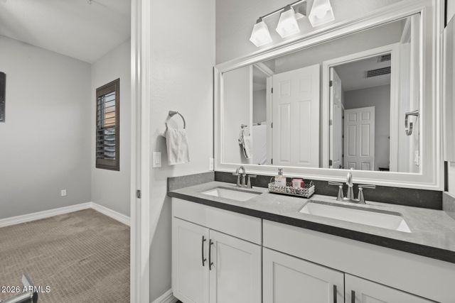 3752 W ABRAMS Drive, New River, AZ 85087