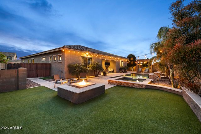 3752 W ABRAMS Drive, New River, AZ 85087