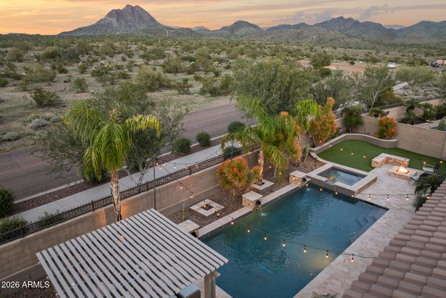 3752 W ABRAMS Drive, New River, AZ 85087