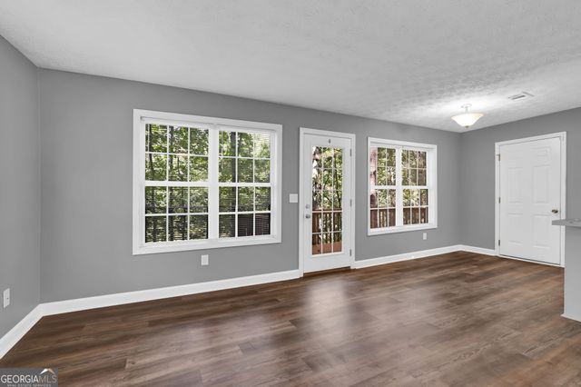 1081 Whispering Woods Drive, Canton, GA 30114
