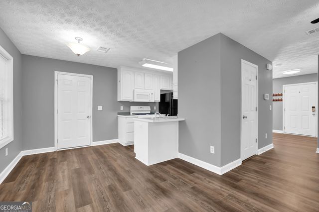 1081 Whispering Woods Drive, Canton, GA 30114