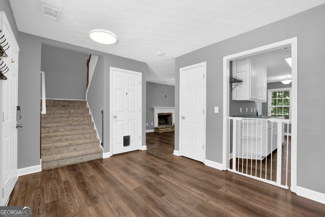 1081 Whispering Woods Drive, Canton, GA 30114