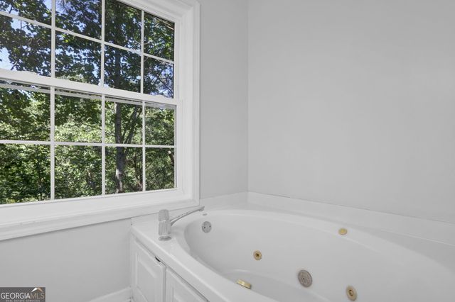 1081 Whispering Woods Drive, Canton, GA 30114