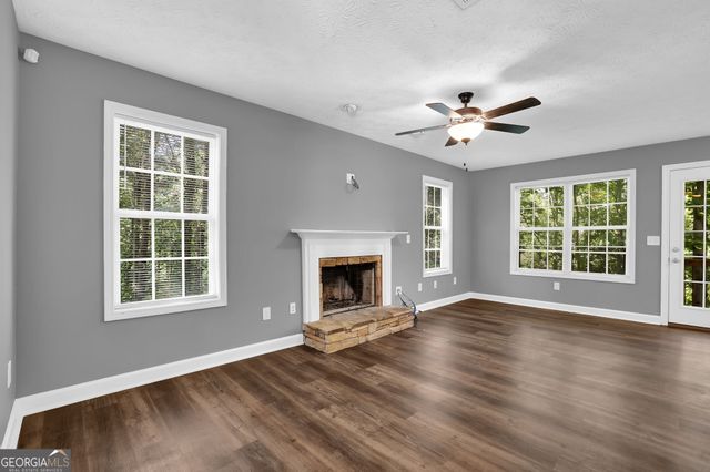 1081 Whispering Woods Drive, Canton, GA 30114