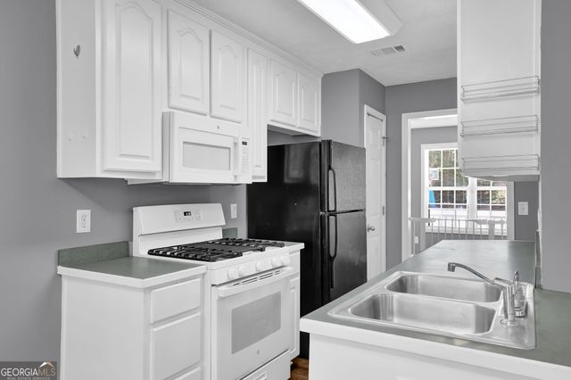 1081 Whispering Woods Drive, Canton, GA 30114