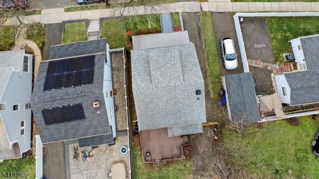 23 VARSITY RD, Newark City, NJ 07106