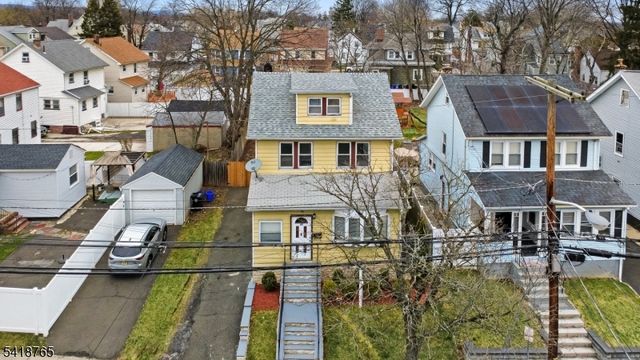 23 VARSITY RD, Newark City, NJ 07106