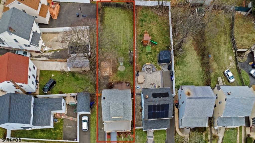 Image 31 of property listing at 23 VARSITY RD, Newark City, NJ 07106