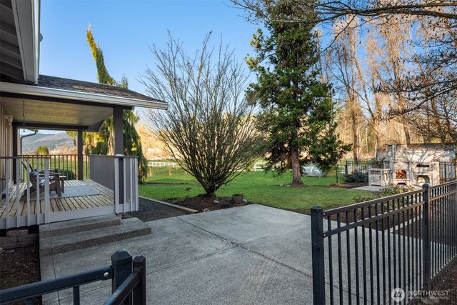 26808 SE 216th Street, Maple Valley, WA 98038