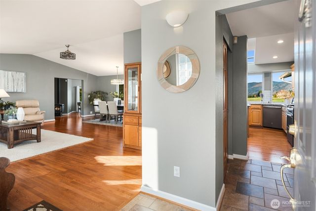 26808 SE 216th Street, Maple Valley, WA 98038