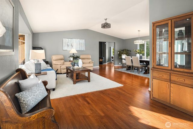 26808 SE 216th Street, Maple Valley, WA 98038