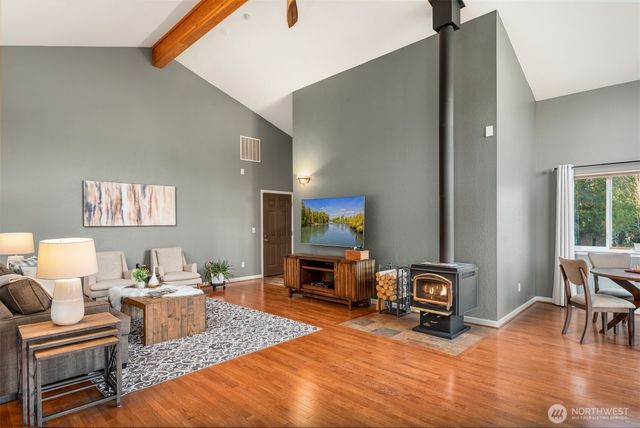 26808 SE 216th Street, Maple Valley, WA 98038