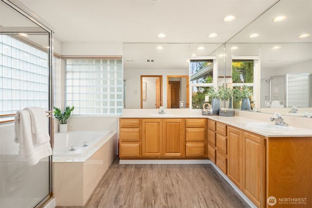 26808 SE 216th Street, Maple Valley, WA 98038