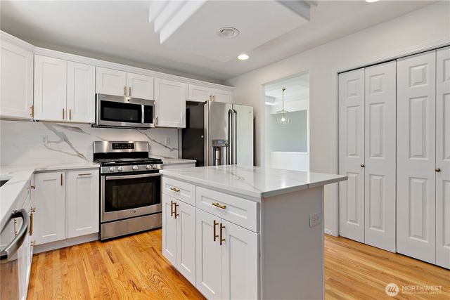 10411 SE 187th Court, Renton, WA 98055