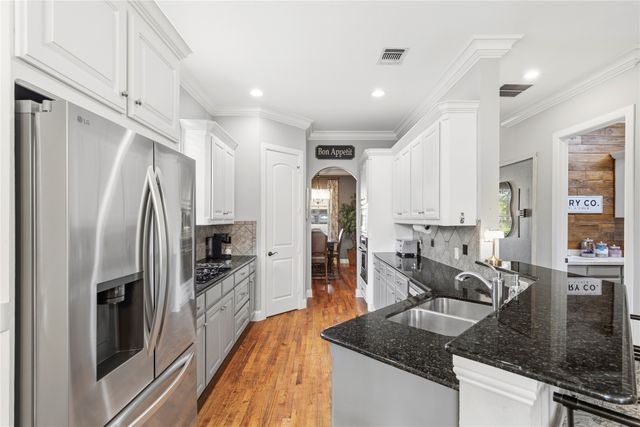 7009 Mossycup Lane, North Richland Hills, TX 76182