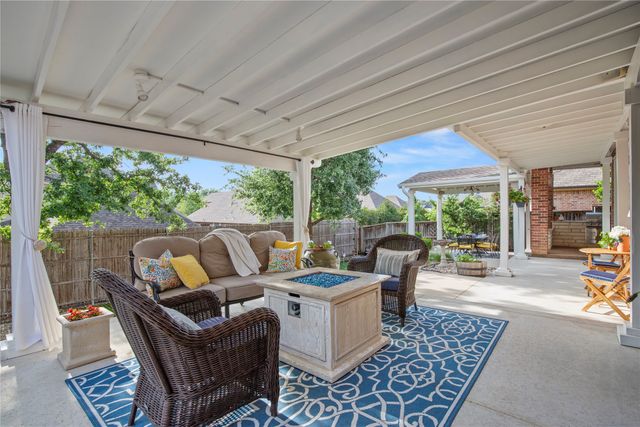7009 Mossycup Lane, North Richland Hills, TX 76182