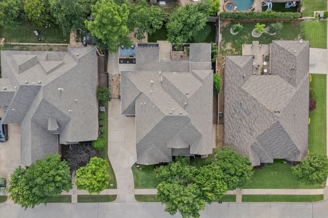 7009 Mossycup Lane, North Richland Hills, TX 76182