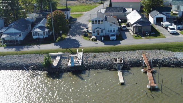 2939 County Road 206, Fremont, OH 43420