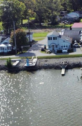 2939 County Road 206, Fremont, OH 43420