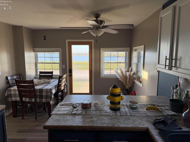 2939 County Road 206, Fremont, OH 43420