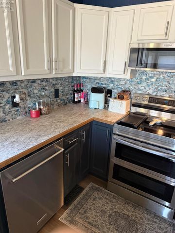 2939 County Road 206, Fremont, OH 43420