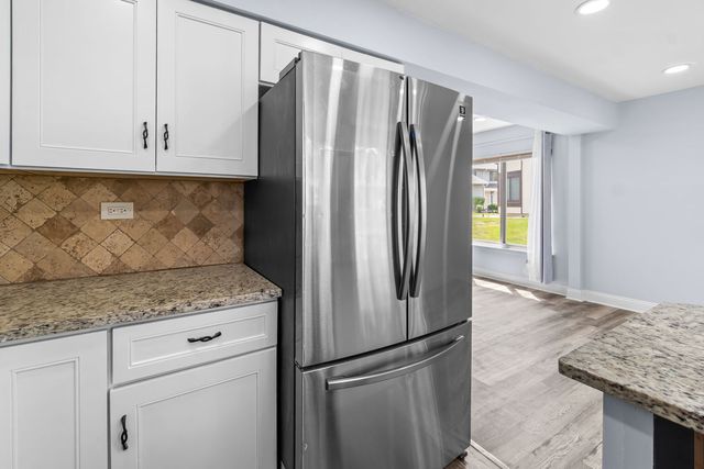 761 Colorado Court, Carol Stream, IL 60188