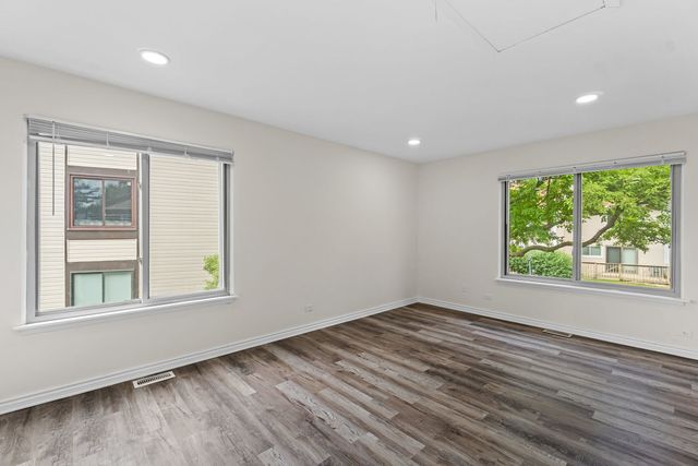 761 Colorado Court, Carol Stream, IL 60188