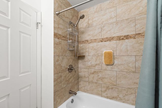761 Colorado Court, Carol Stream, IL 60188