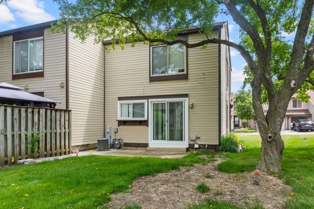 761 Colorado Court, Carol Stream, IL 60188