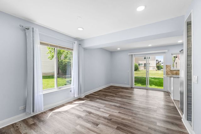 761 Colorado Court, Carol Stream, IL 60188