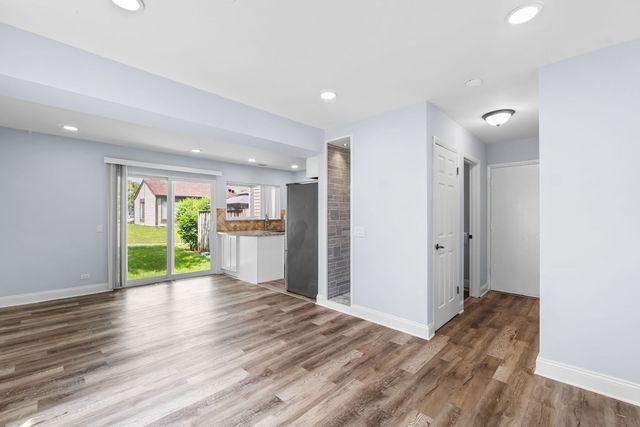761 Colorado Court, Carol Stream, IL 60188