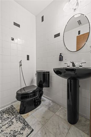 32420 Tracy Lane, Solon, OH 44139