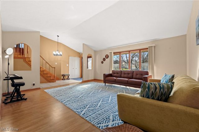 32420 Tracy Lane, Solon, OH 44139