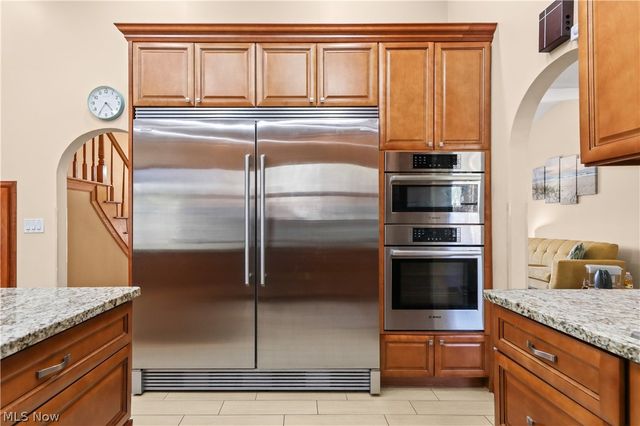 32420 Tracy Lane, Solon, OH 44139