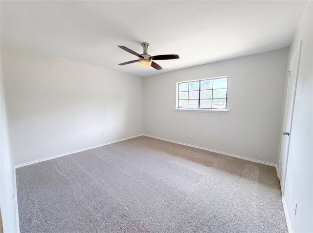 1102 Hillwood Drive, Lewisville, TX 75067
