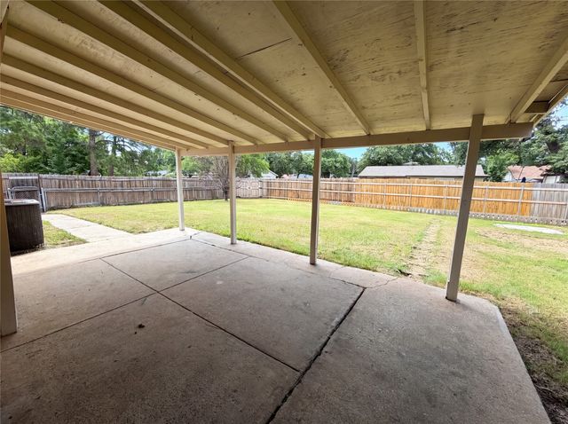 1102 Hillwood Drive, Lewisville, TX 75067