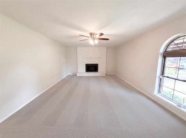1102 Hillwood Drive, Lewisville, TX 75067