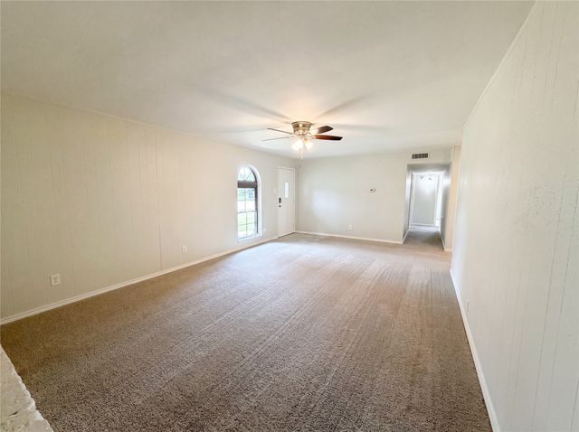 1102 Hillwood Drive, Lewisville, TX 75067