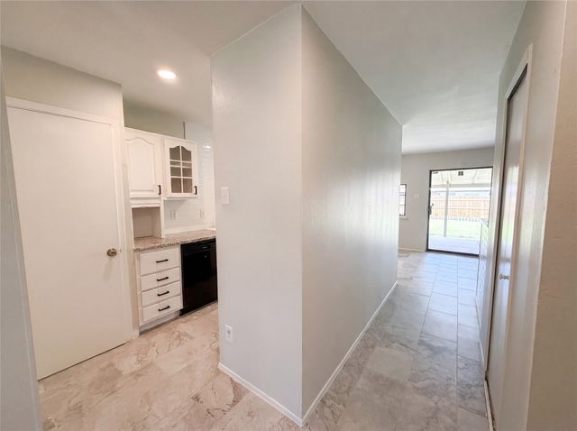 1102 Hillwood Drive, Lewisville, TX 75067