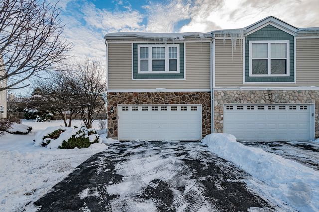 4055 Blackstone Drive 4055, Aurora, IL 60504