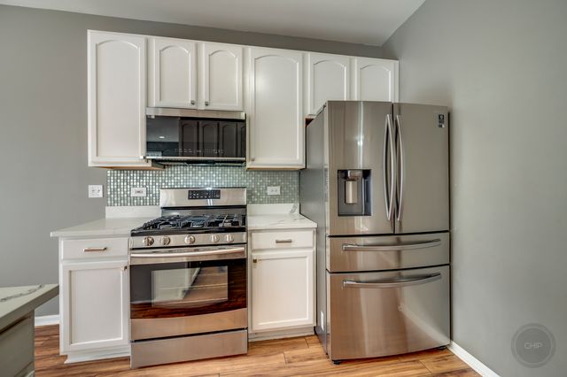 4055 Blackstone Drive 4055, Aurora, IL 60504