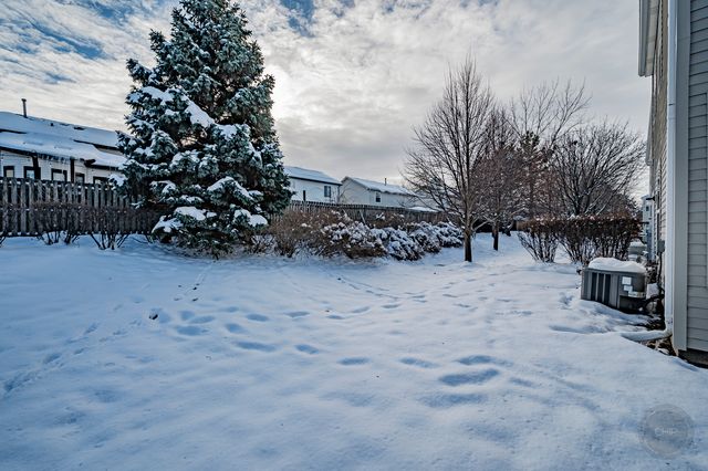 4055 Blackstone Drive 4055, Aurora, IL 60504