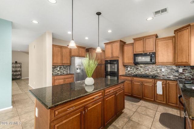 5718 W PECAN Road, Laveen, AZ 85339