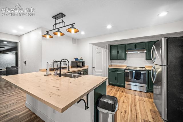 4860 Poleplant Drive, Colorado Springs, CO 80918